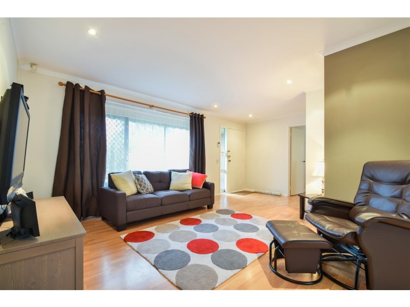 22 French Crescent, Trott Park SA 5158