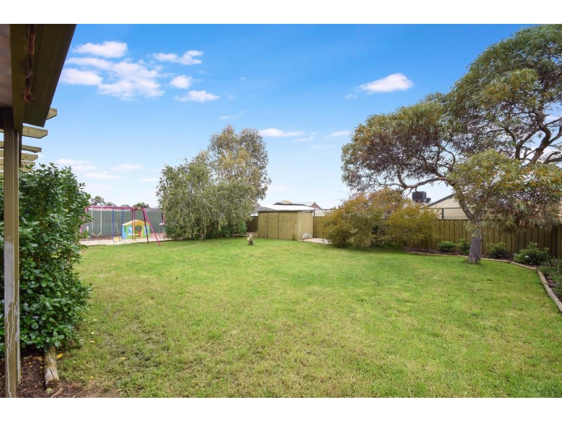 22 French Crescent, Trott Park SA 5158