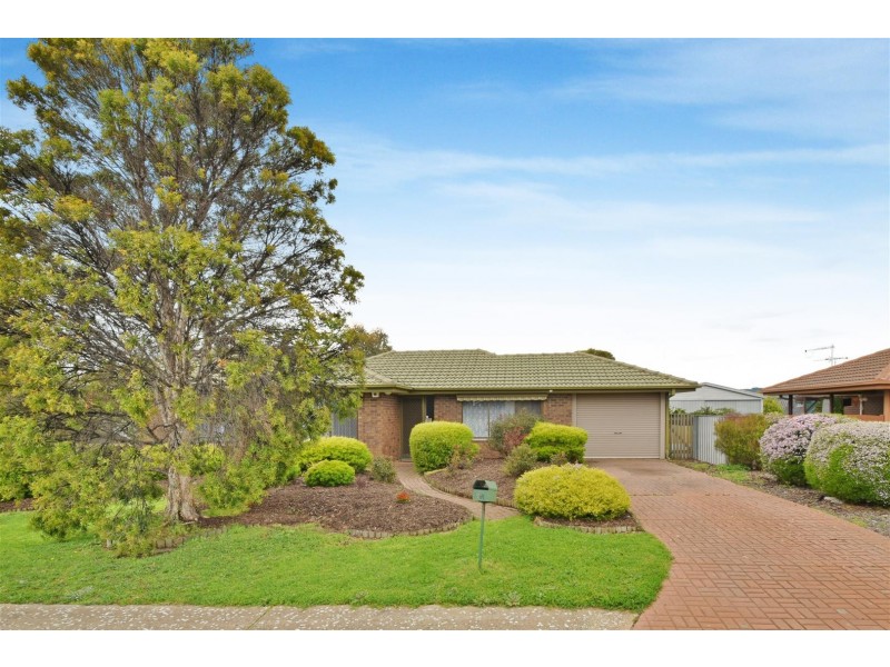 22 French Crescent, Trott Park SA 5158