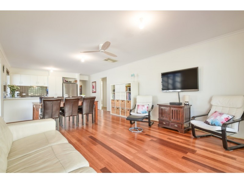 17 Kakadu Drive, Morphett Vale SA 5162