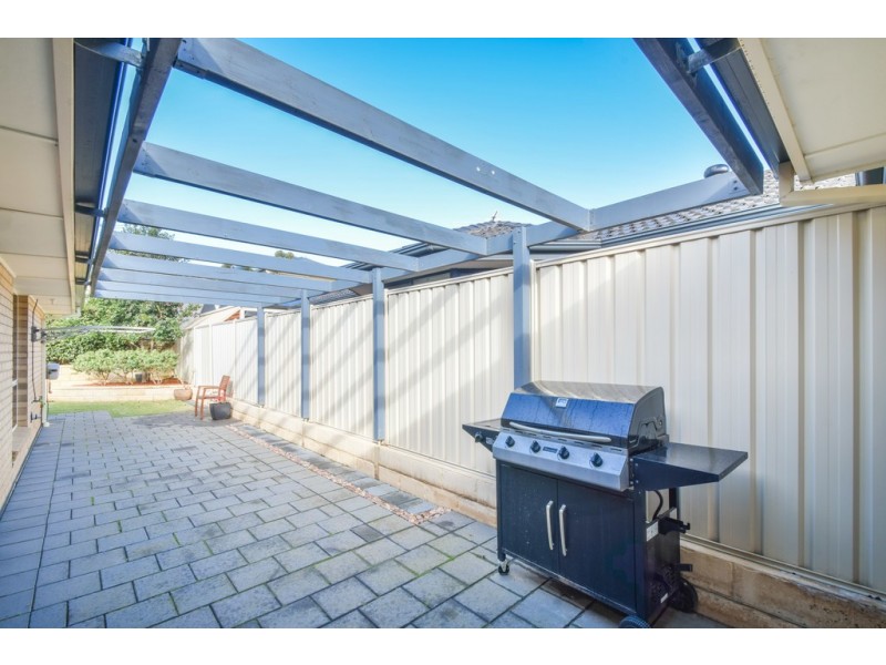 17 Kakadu Drive, Morphett Vale SA 5162