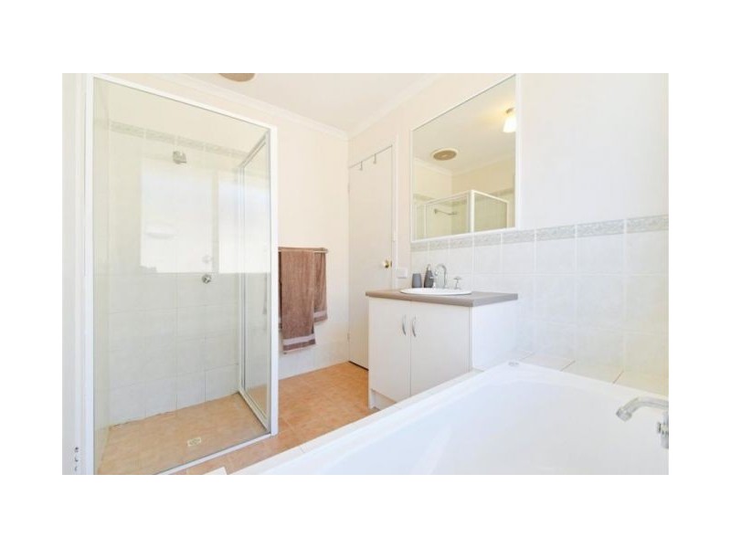 10 Alana Walk, Woodcroft SA 5162