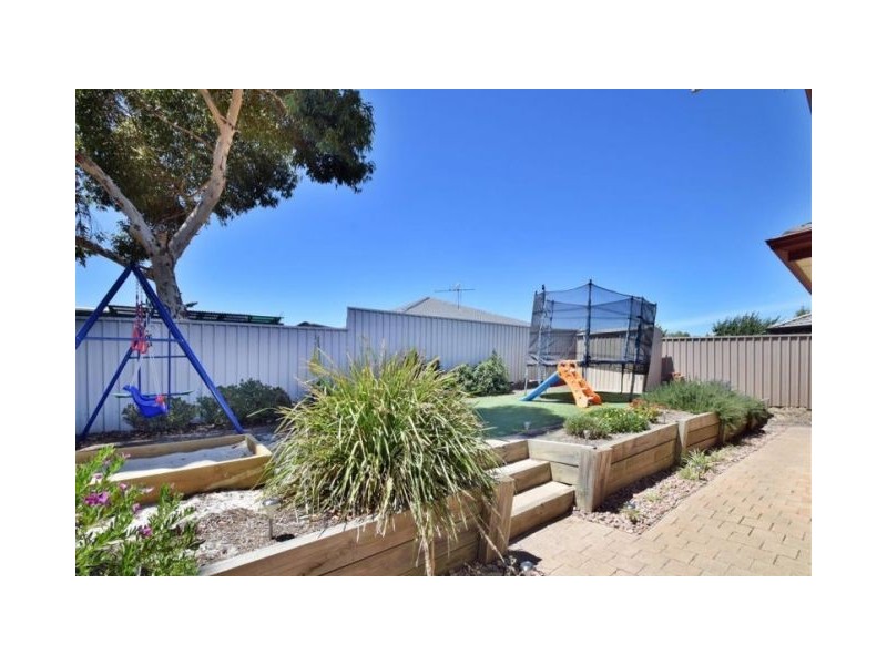 10 Alana Walk, Woodcroft SA 5162
