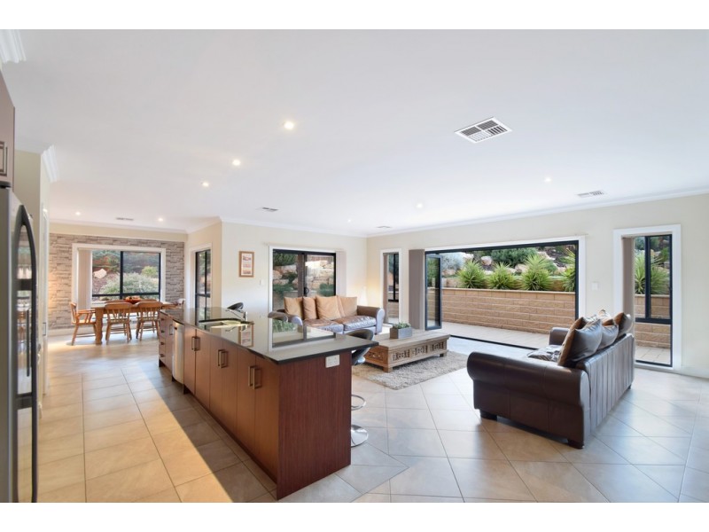 56 Sylvan Circuit, Noarlunga Downs SA 5168