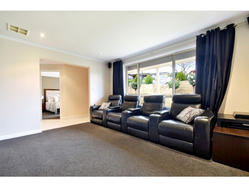 2 Valley Court, Sheidow Park SA 5158