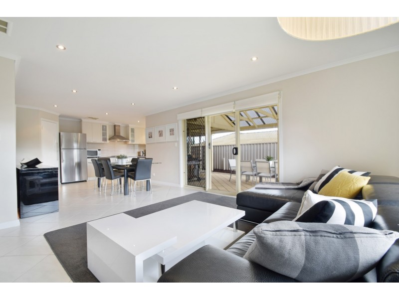 2 Valley Court, Sheidow Park SA 5158