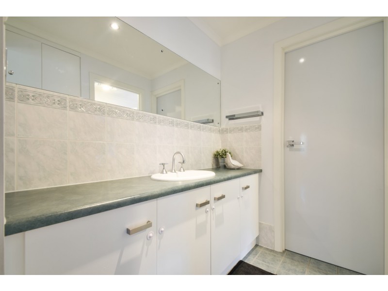2 Valley Court, Sheidow Park SA 5158