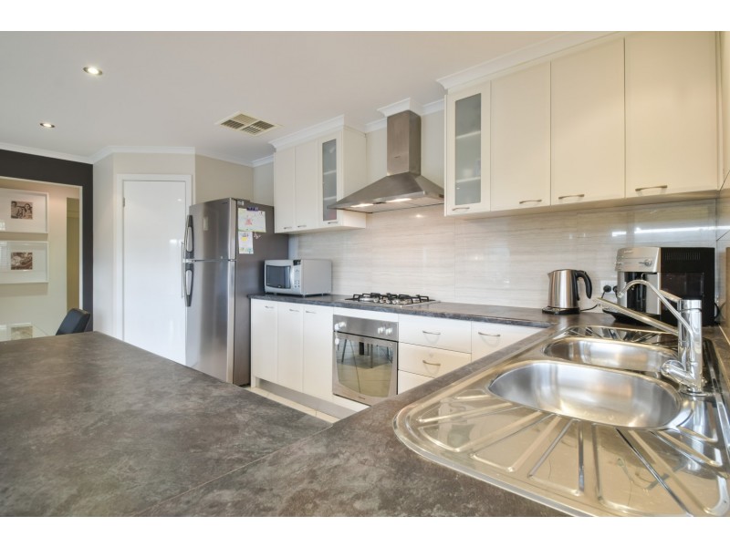 2 Valley Court, Sheidow Park SA 5158