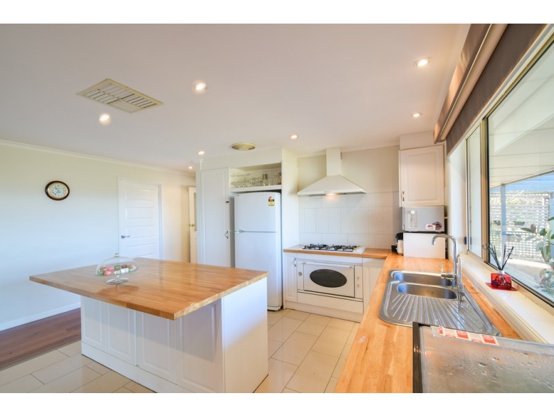 54 Clarendon Road, Chandlers Hill SA 5159