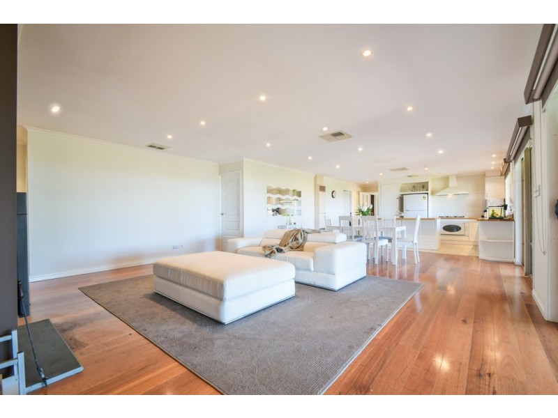 54 Clarendon Road, Chandlers Hill SA 5159