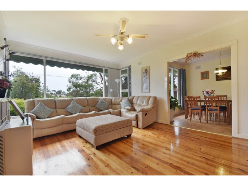 12 Nightingale Crescent, O’halloran Hill SA 5158