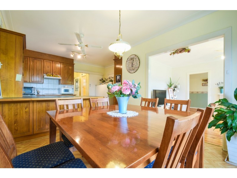 12 Nightingale Crescent, O’halloran Hill SA 5158