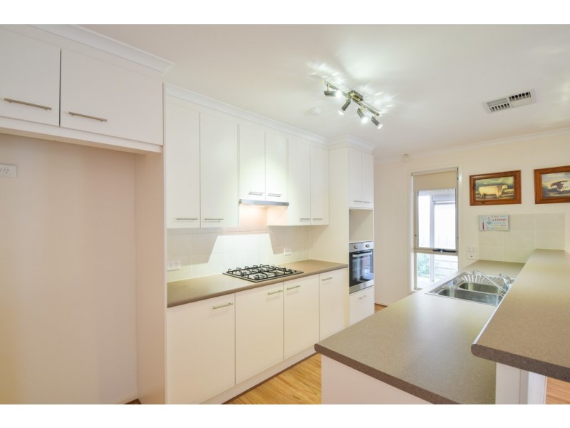 31 Manly Court, Seaford Rise SA 5169