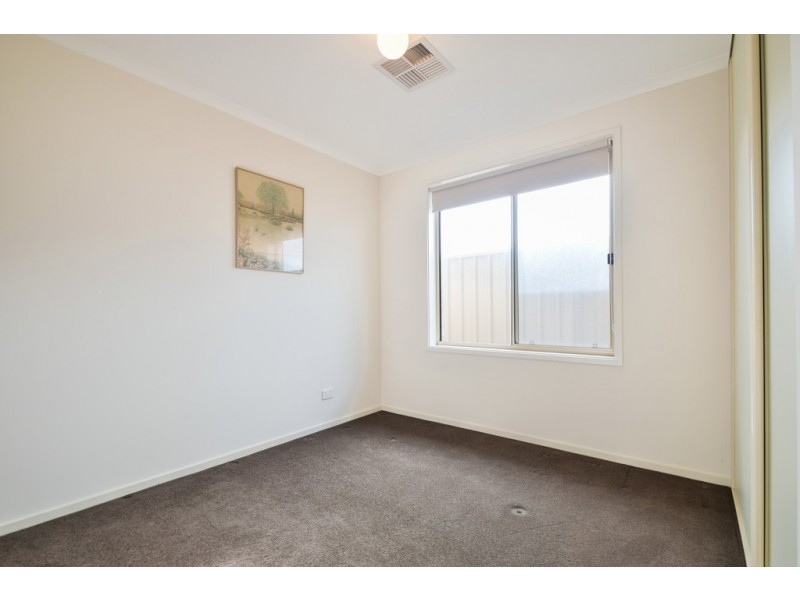 31 Manly Court, Seaford Rise SA 5169