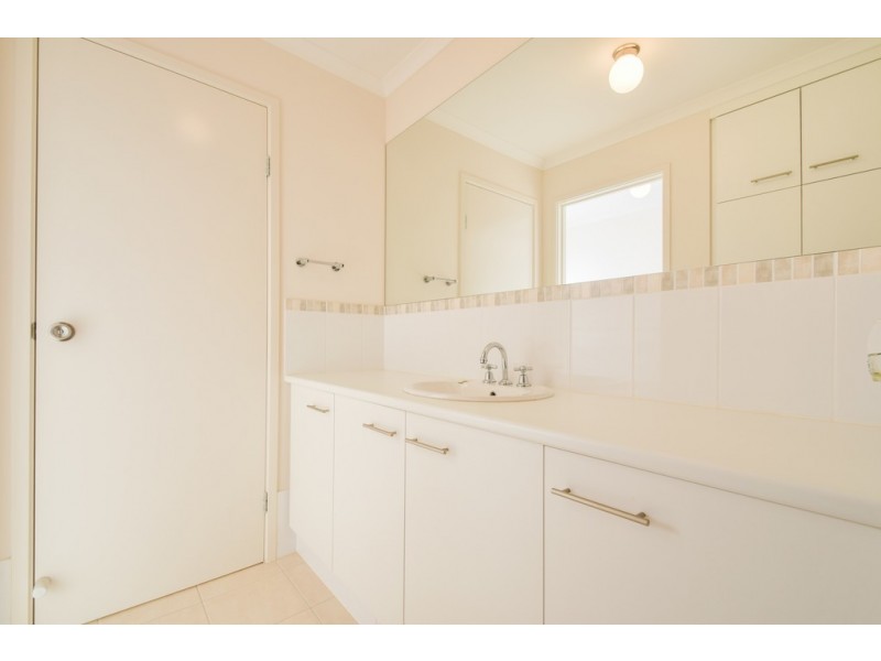 31 Manly Court, Seaford Rise SA 5169