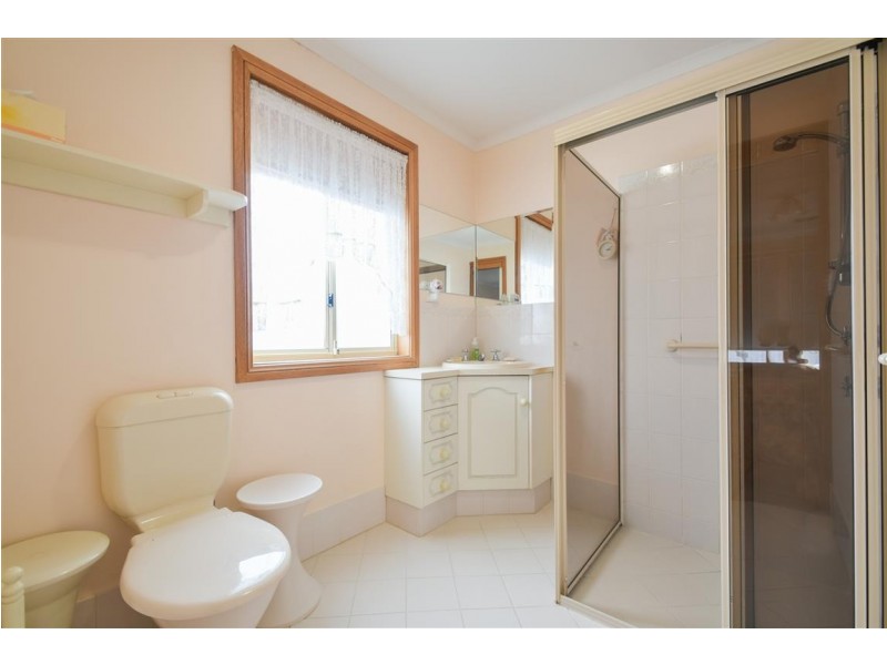2 Mildara Close, Woodcroft SA 5162