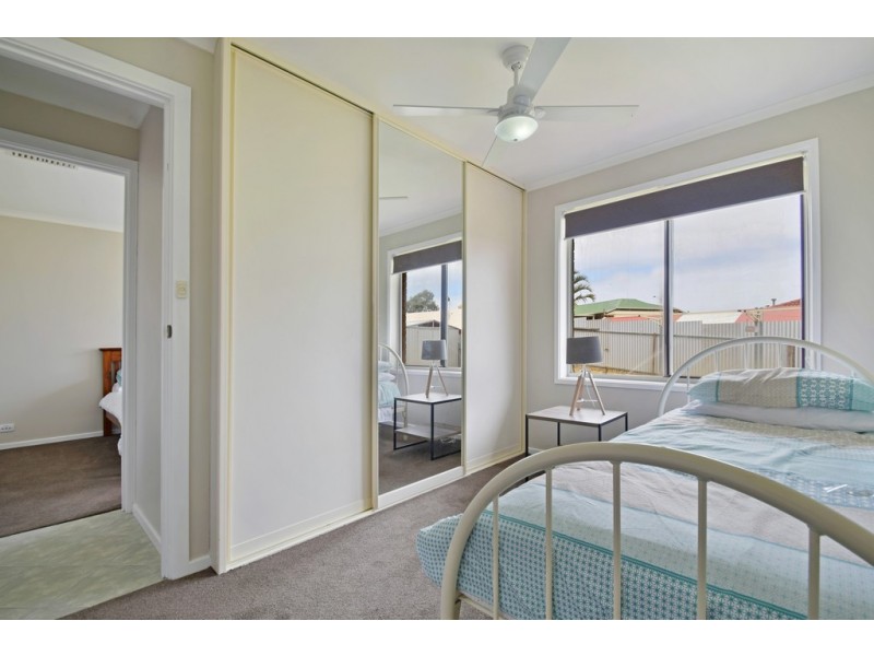 8 Heylen Court, Hackham SA 5163