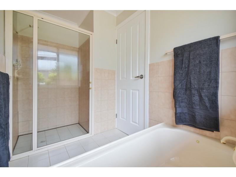 8 Heylen Court, Hackham SA 5163