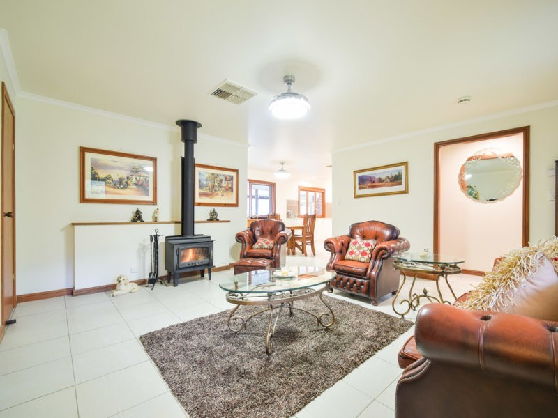 12 Conington Crescent, Morphett Vale SA 5162