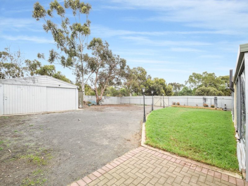 12 Conington Crescent, Morphett Vale SA 5162