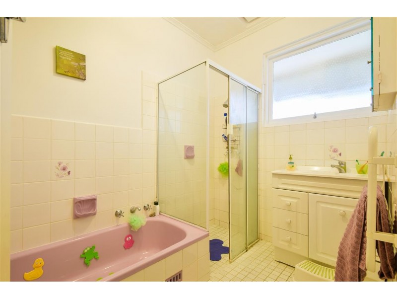 4 Jarrad Road, Happy Valley SA 5159