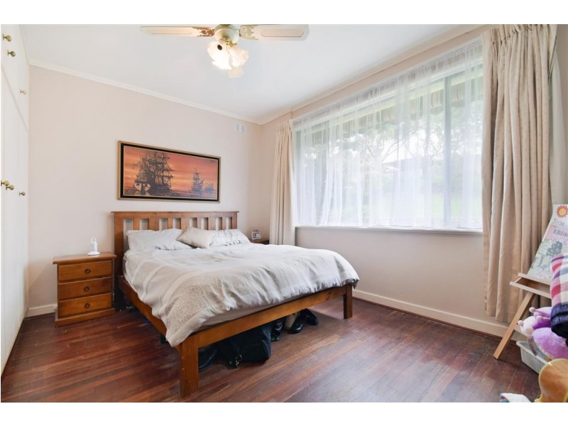 4 Jarrad Road, Happy Valley SA 5159