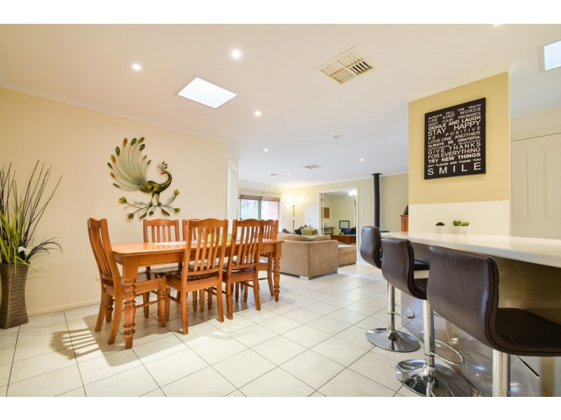 3 Heatherwood Drive, Aberfoyle Park SA 5159