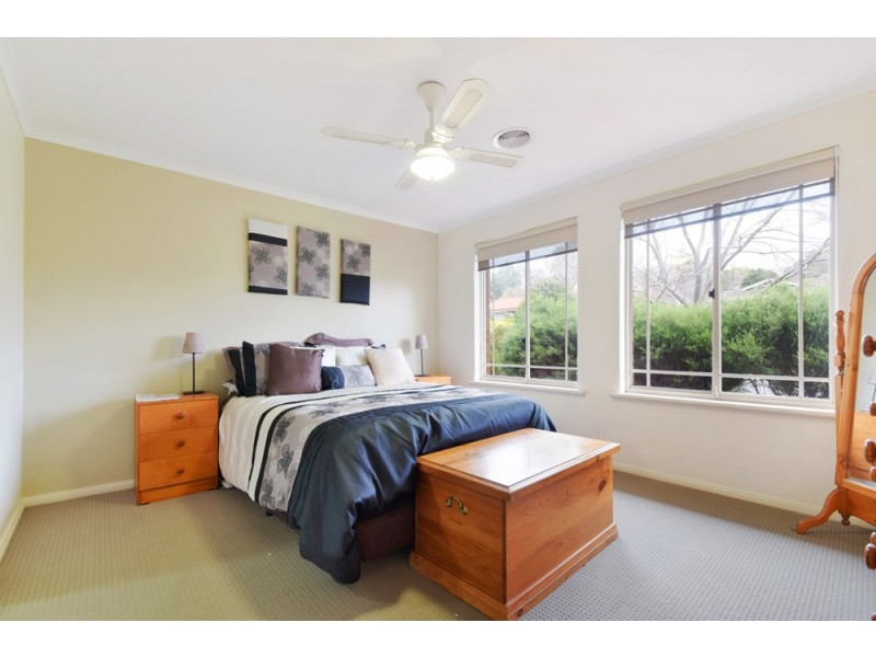 3 Heatherwood Drive, Aberfoyle Park SA 5159