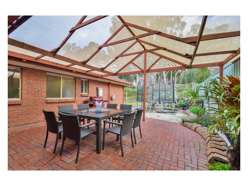 3 Heatherwood Drive, Aberfoyle Park SA 5159