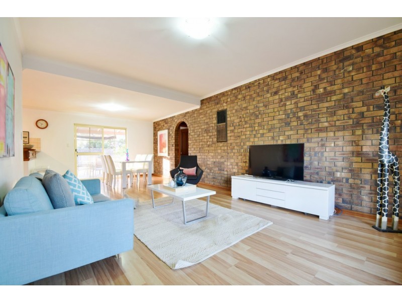 2 Bahamas Grove, West Lakes SA 5021