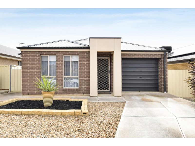 5 Karen Court, Morphett Vale SA 5162