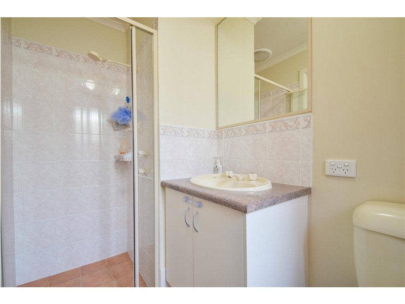 22 Simone Crescent, Morphett Vale SA 5162