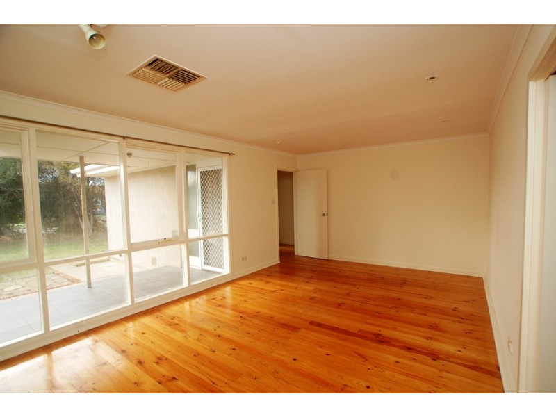 48 Tingira Avenue, O’sullivan Beach SA 5166
