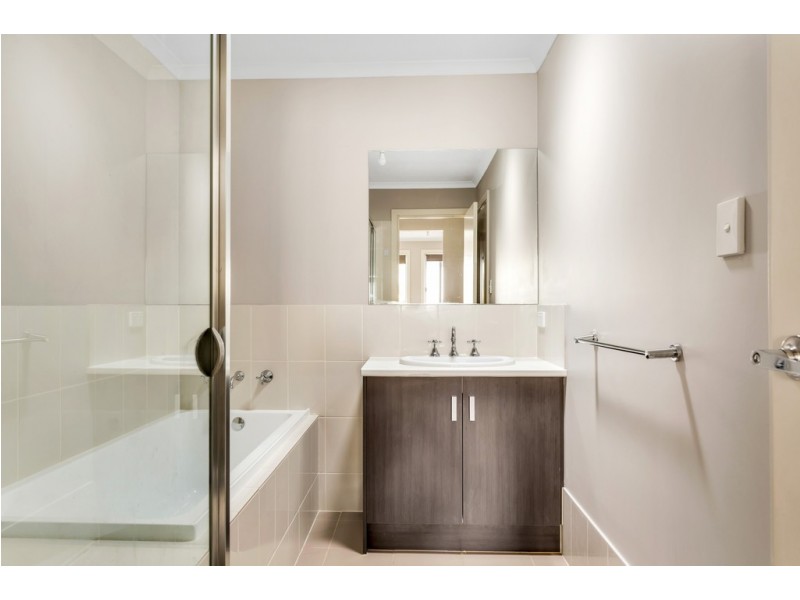 2/8 Boxwood Road, O’halloran Hill SA 5158