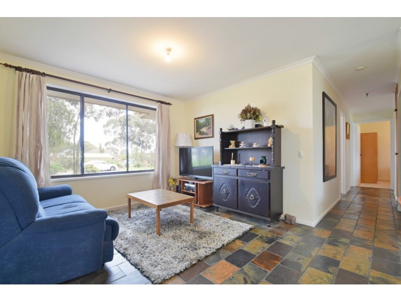 14 Acorn Street, Aberfoyle Park SA 5159