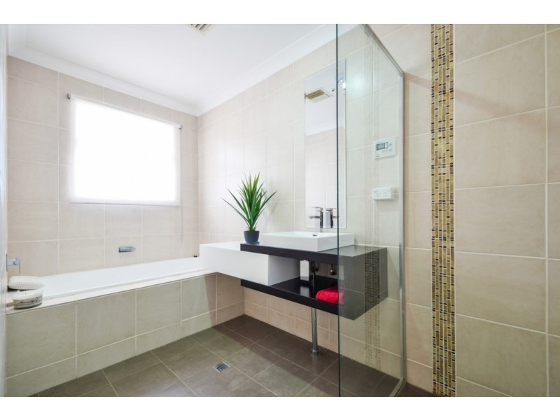 164 Black Road, Flagstaff Hill SA 5159