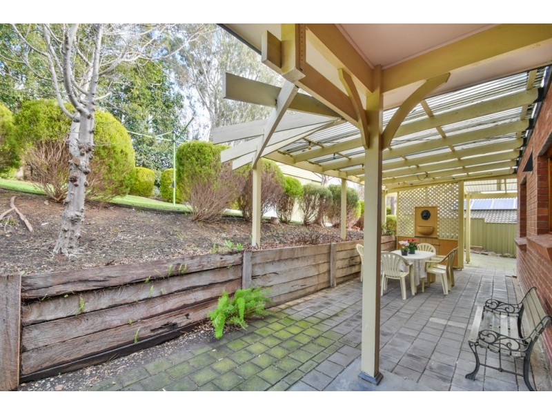 35 Horseshoe Drive, Aberfoyle Park SA 5159