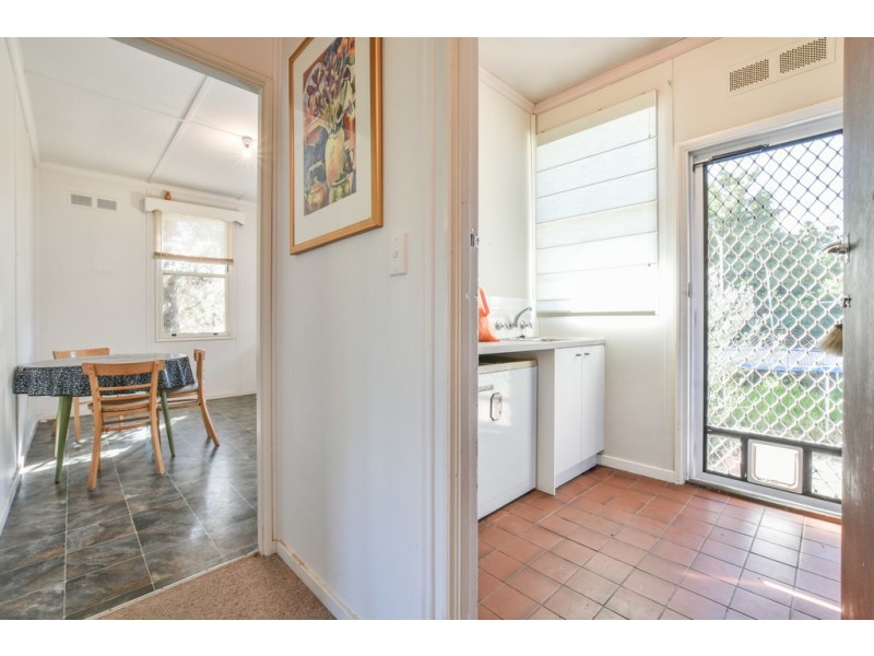 11 Winchester Street, Dover Gardens SA 5048