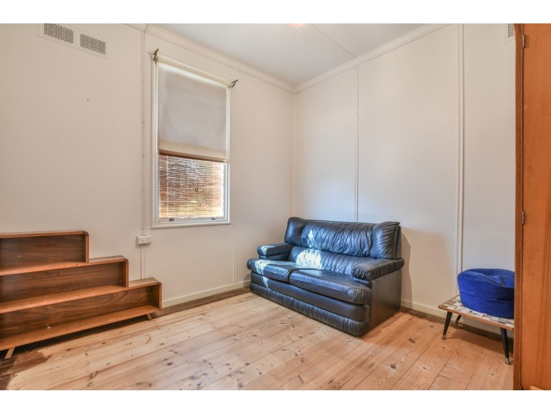 11 Winchester Street, Dover Gardens SA 5048