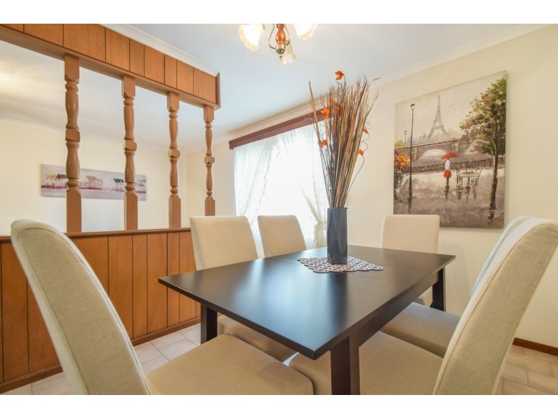 6 Diana Crescent, Morphett Vale SA 5162