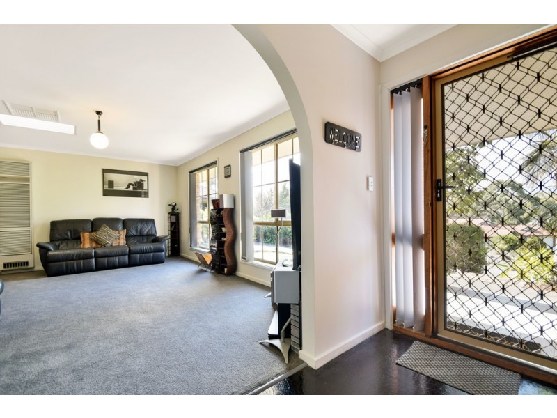 4 Blossom Terrace, Hallett Cove SA 5158