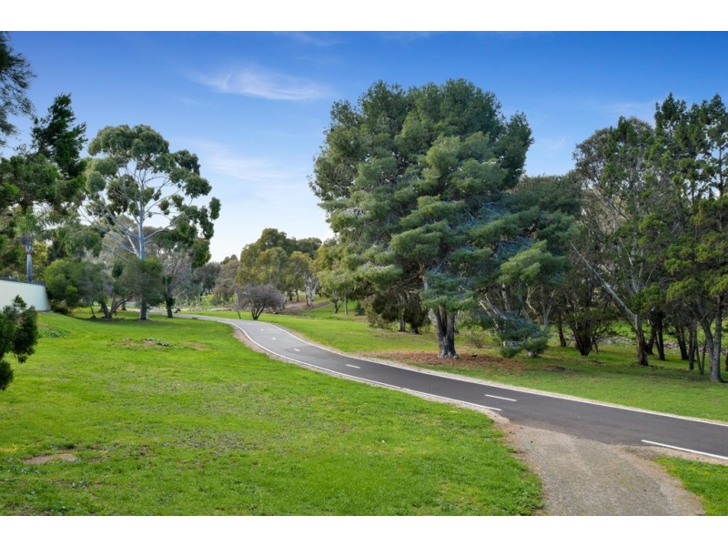 4 Blossom Terrace, Hallett Cove SA 5158