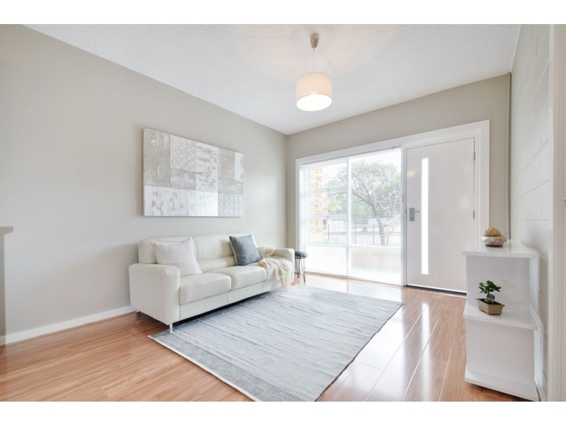 2/7 Owen St, Plympton SA 5038