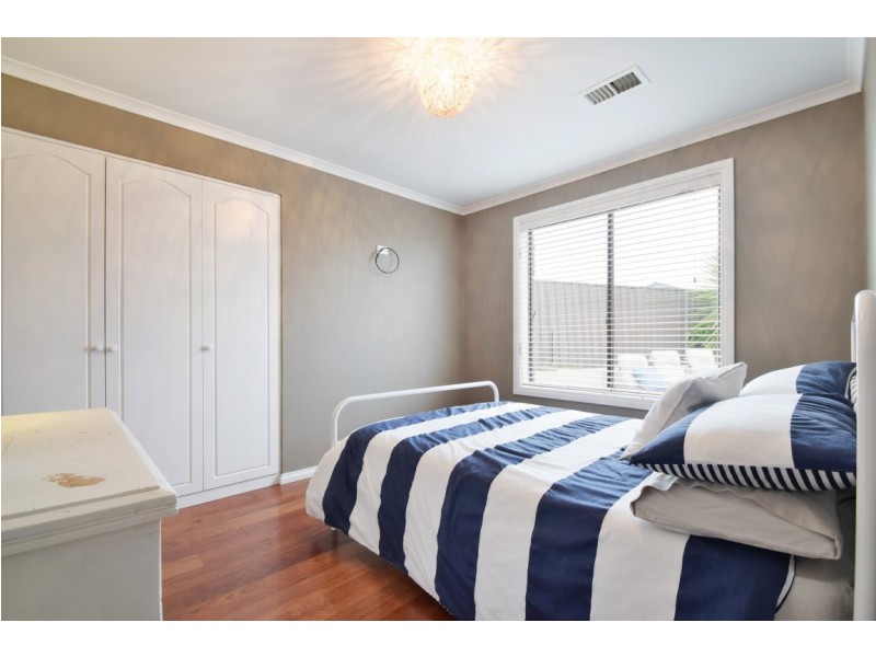 12 Kanowna Street, Hallett Cove SA 5158