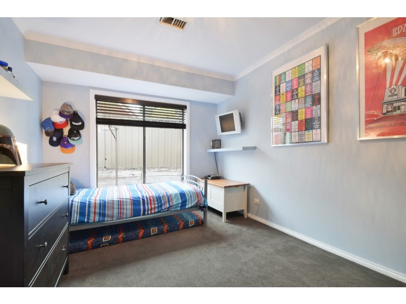 12 Kanowna Street, Hallett Cove SA 5158