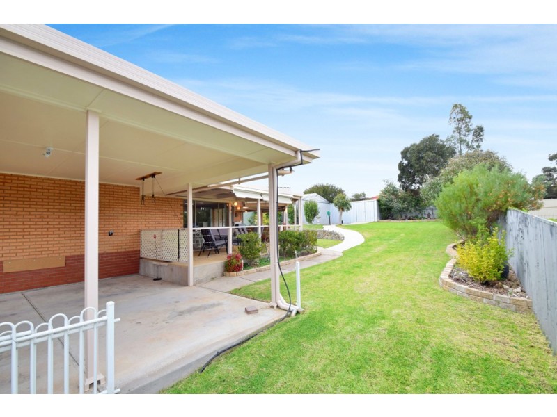 6 Byron Court, Huntfield Heights SA 5163