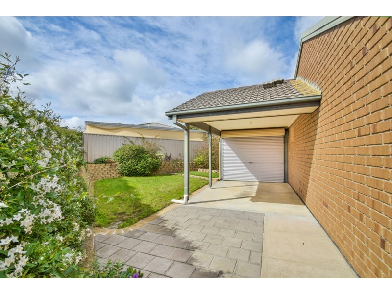 6 Veart Court, Woodcroft SA 5162