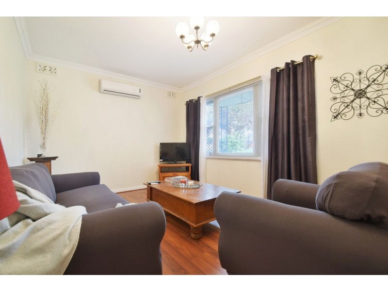 11 Beaumont Street, Clovelly Park SA 5042