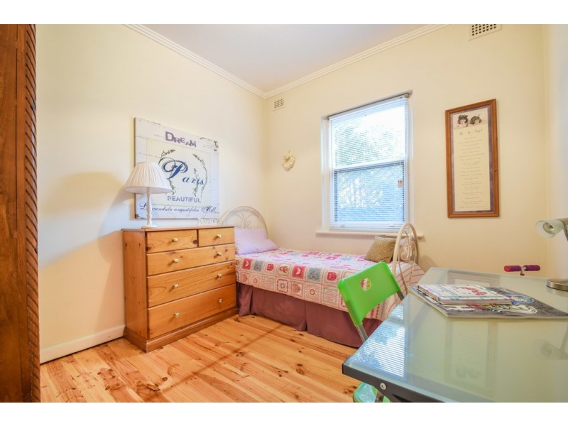 11 Beaumont Street, Clovelly Park SA 5042