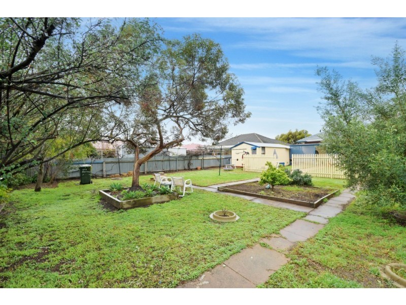 11 Beaumont Street, Clovelly Park SA 5042